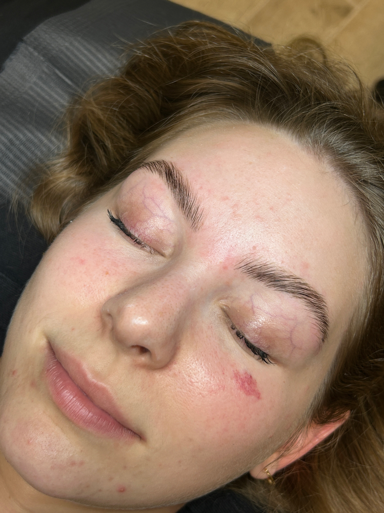 Brow Lamination + Tint