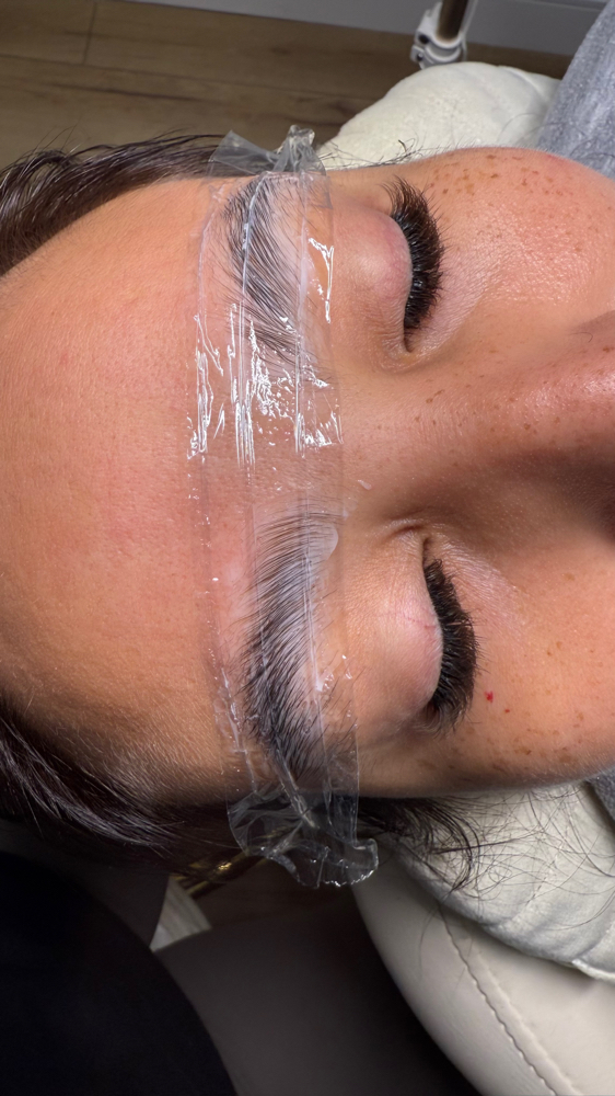 Brow lamination