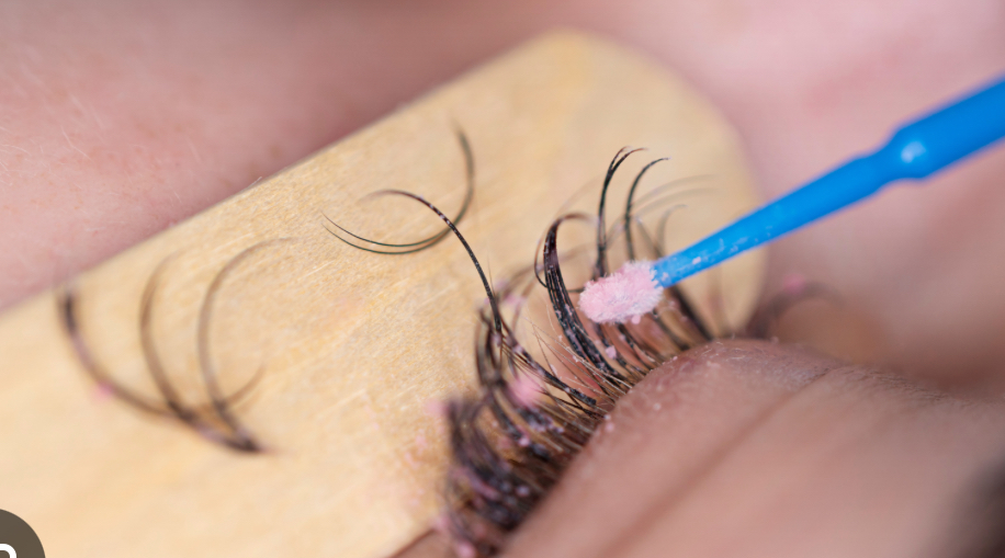 Lash Removal