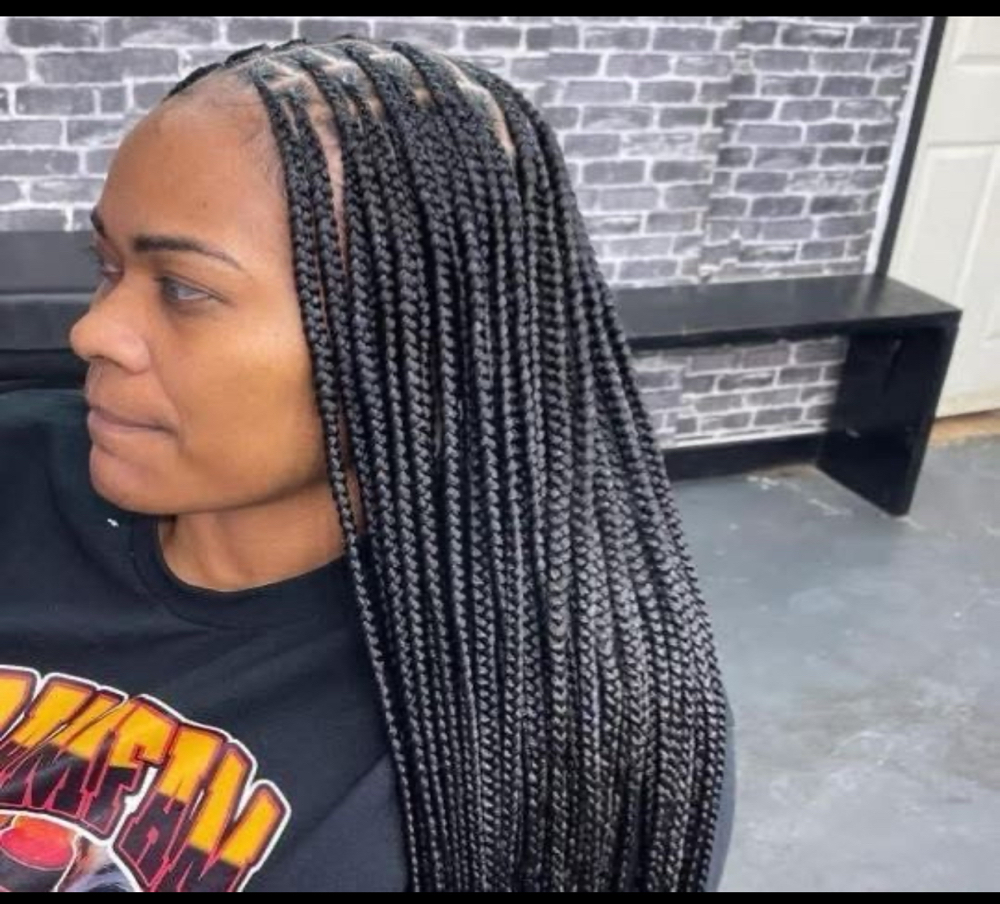 👑 MEDIUM KNOTLESS (HAIR INCLUDED) at Jartu's Braids beauty bar 🇱🇷 in Monroe, LA