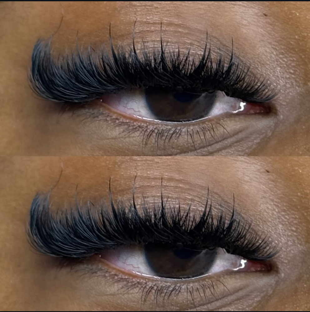Volume eyelash extensions