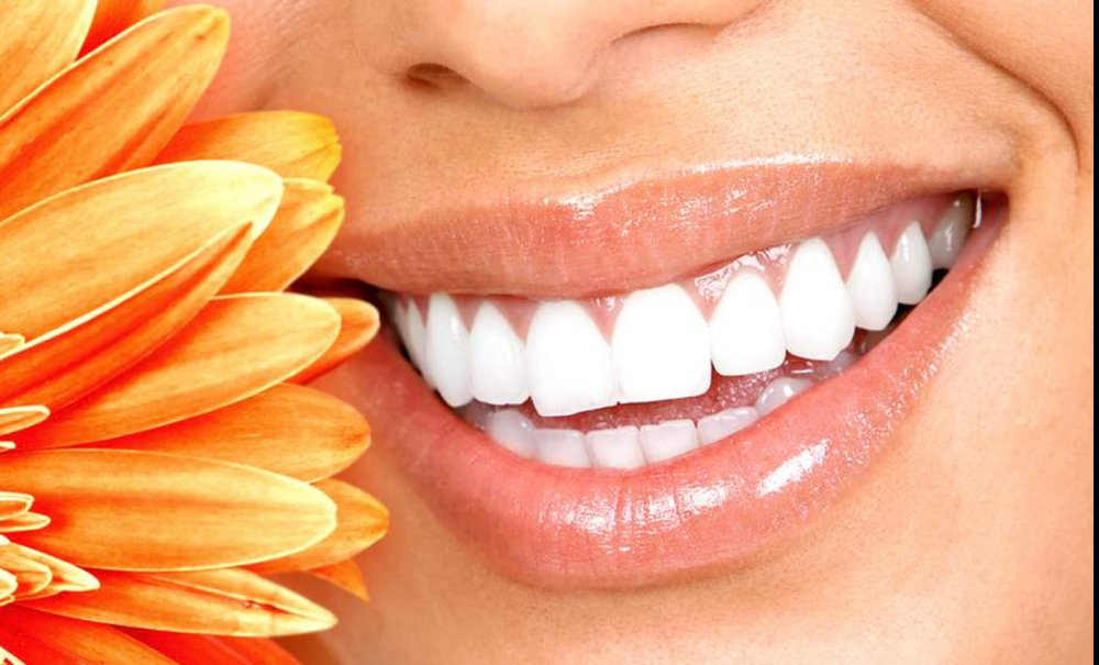ESSENTIAL WHITENING 2-4 Shades!