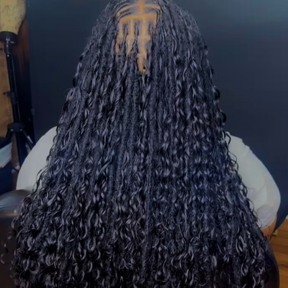 MIRACLE LOCS at SERTIFIED BY STONNEY in Hartselle, AL