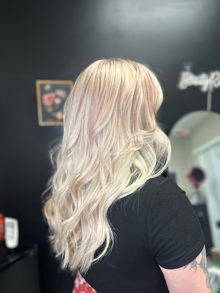 Full Highlight W/ Pop of Color at Haven & Mane in Crab Orchard, WV
