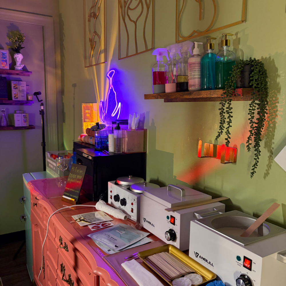 Nose Wax at Radiant Skin Lounge in Whitehall, PA
