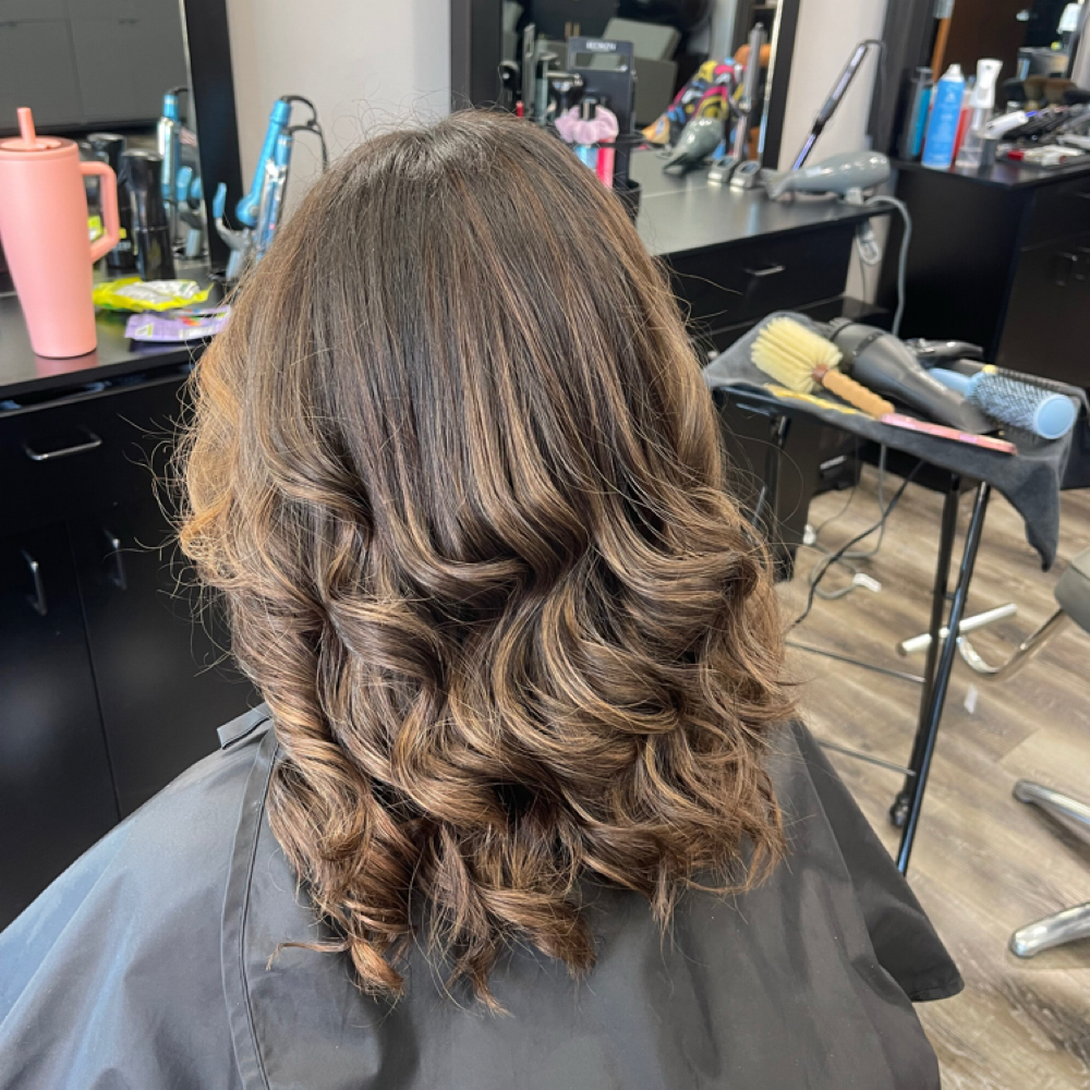 Shampoo & Style at Beauty by Lexi Heiar in Athens, TX