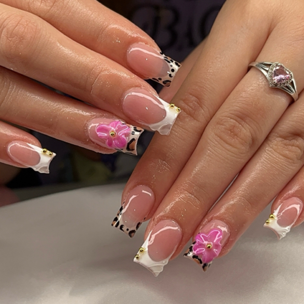 SHORT SET (0-2 Magnets) at Nails.by_ayleen in Joliet, IL