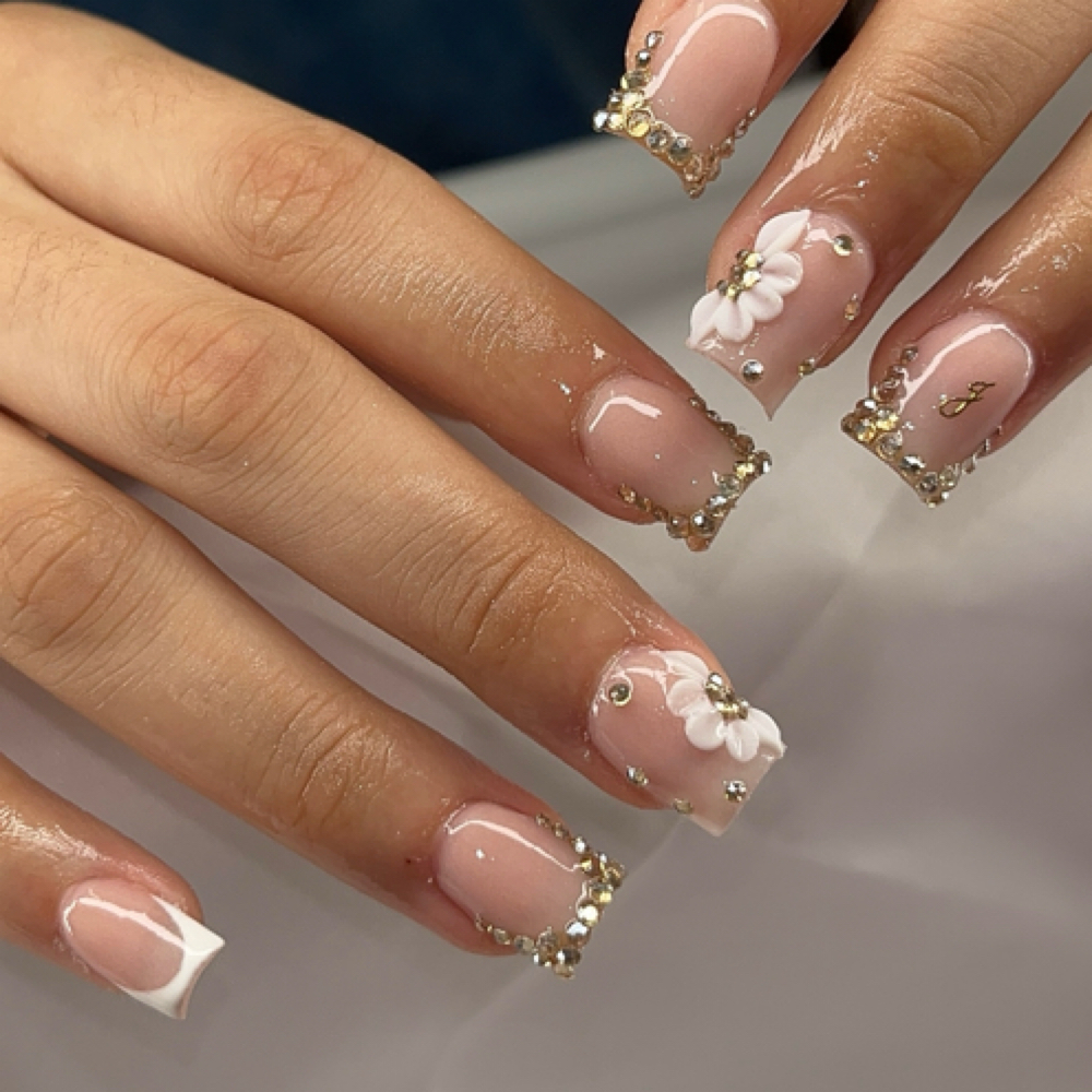 SHORT SET (0-2 Magnets) at Nails.by_ayleen in Joliet, IL