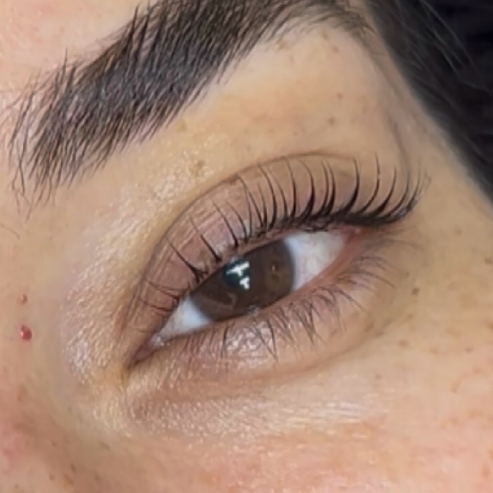 Korean Lash Lift & Tint at FlawlessTouch by Cindy in San Fernando, CA