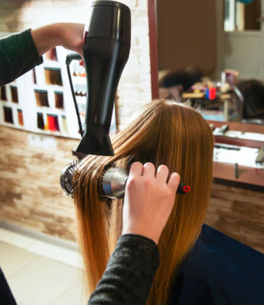 Shampoo/Blow dry/Style Out