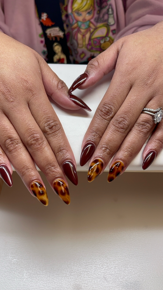 Simple Nail Deisgn
