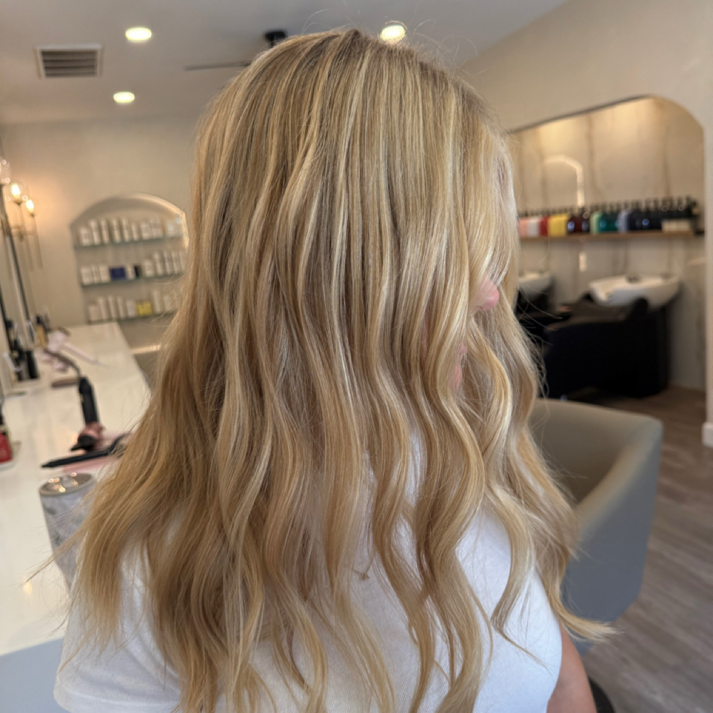 Mini / touch up highlight at Hair Done By Rylee in Brentwood, CA