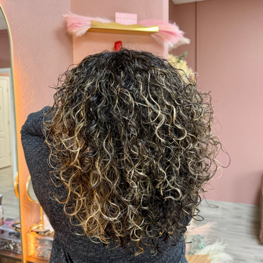 Curly Hair Highlight at Isabella’s Spa in Gilmer, TX