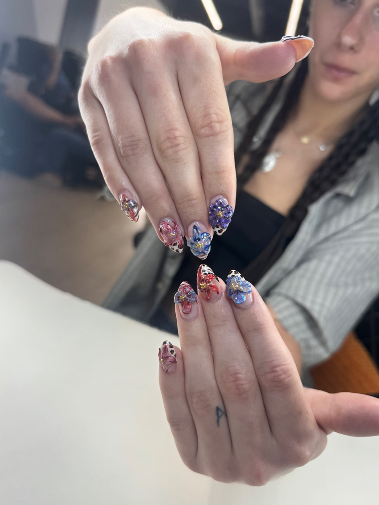 extensive nail art