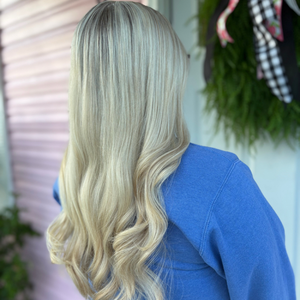 Deep Conditioning Treatment at Jaclyn Centers in Clay City, KY
