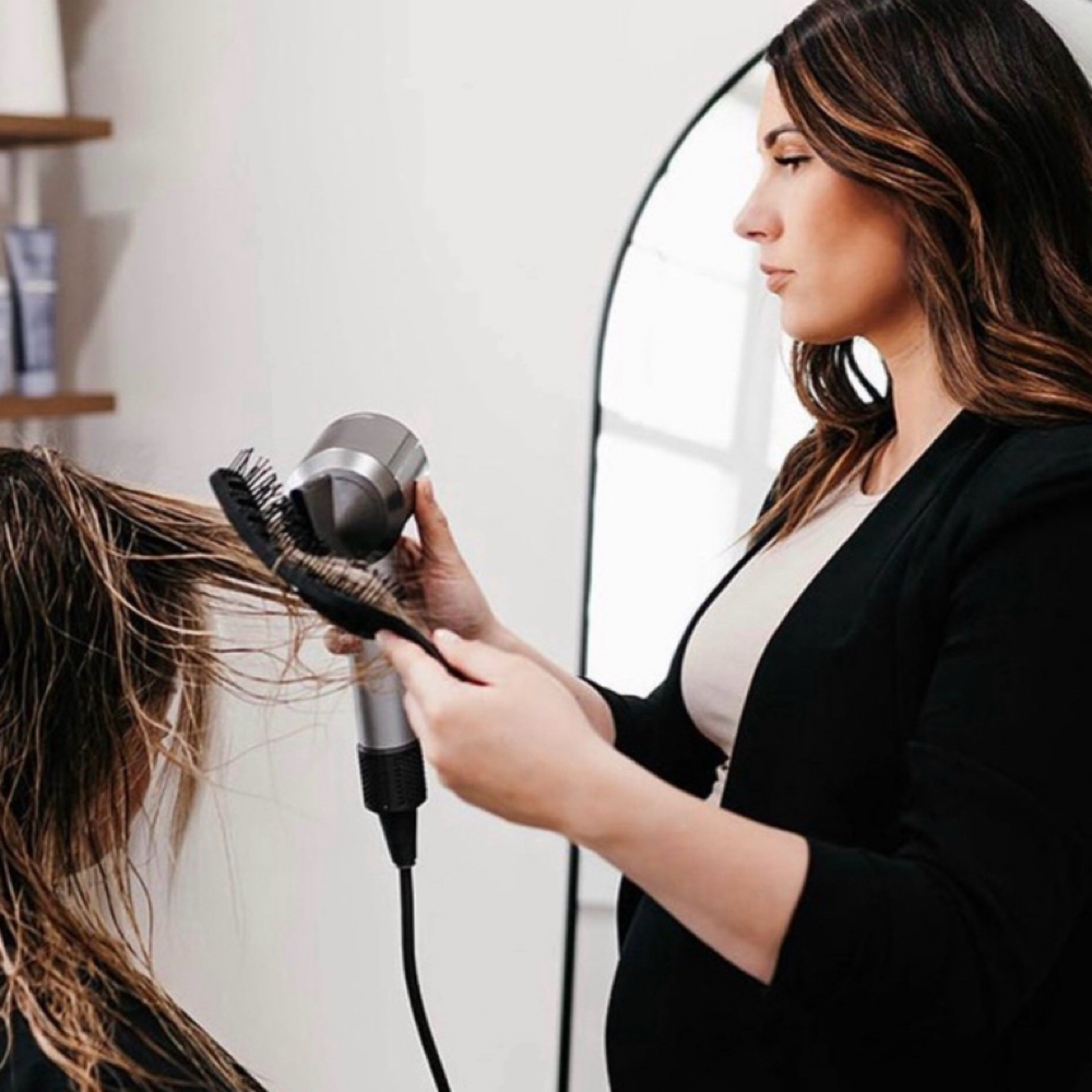 WASH + STYLE (NO CUT) at 𝙈𝙖𝙙𝙙𝙞𝙚 𝘾𝙖𝙢𝙥𝙗𝙚𝙡𝙡 𝙎𝙩𝙪𝙙𝙞𝙤 𝘢𝘵  𝘞𝘦𝘴𝘵 𝘗𝘪𝘯𝘦 𝘚𝘢𝘭𝘰𝘯 in LAKEVILLE, MN