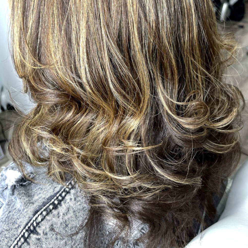 PARTIAL FOIL PACKAGE at Rivas glam studio in Sicklerville, NJ