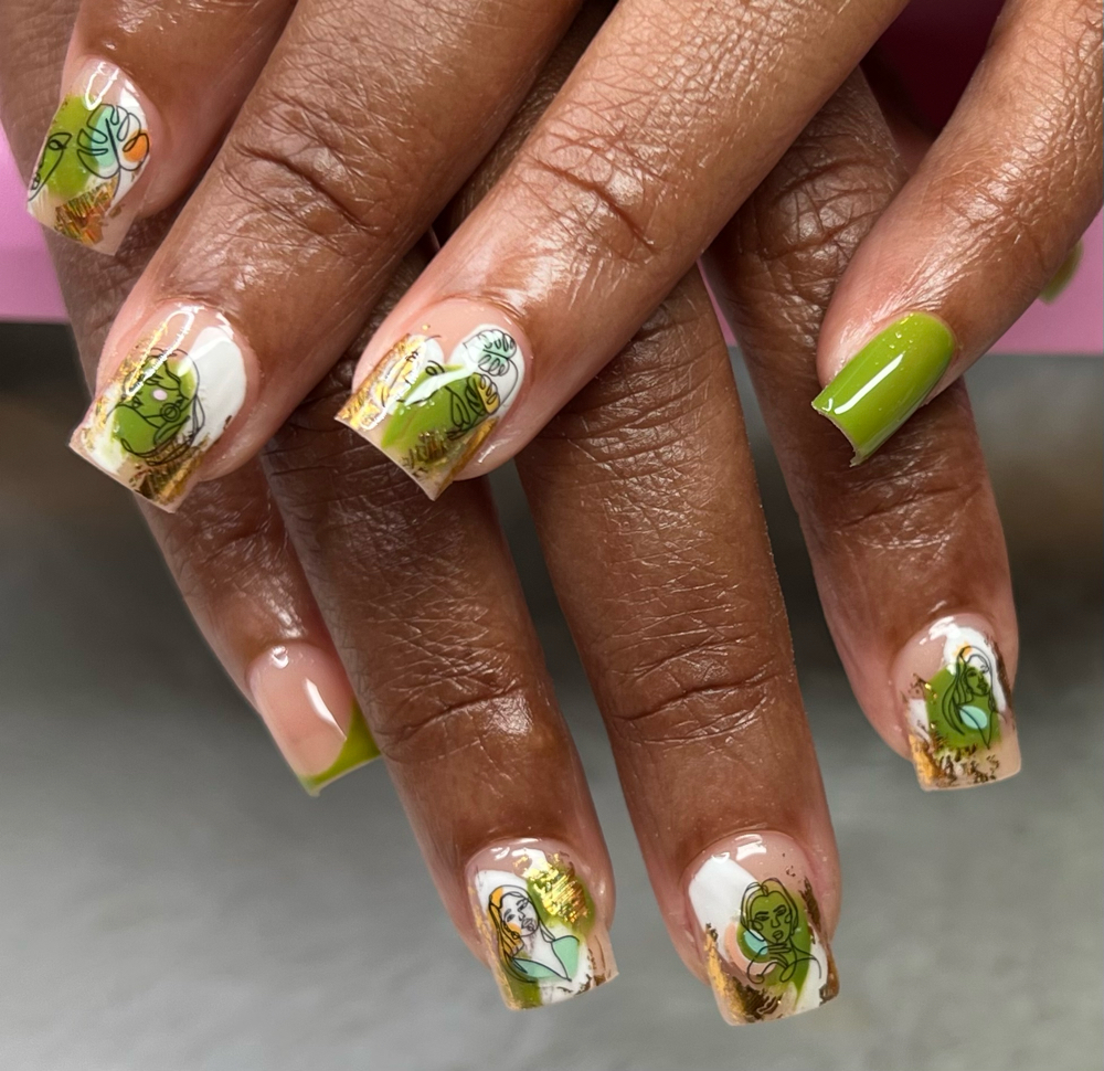 6 Finger Simple Nail Desisgn