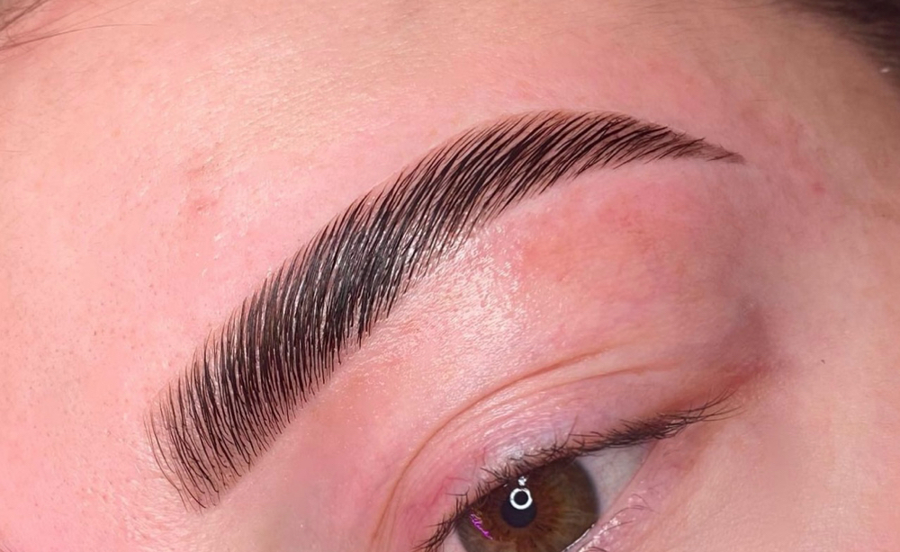Brow Lamination And Tint