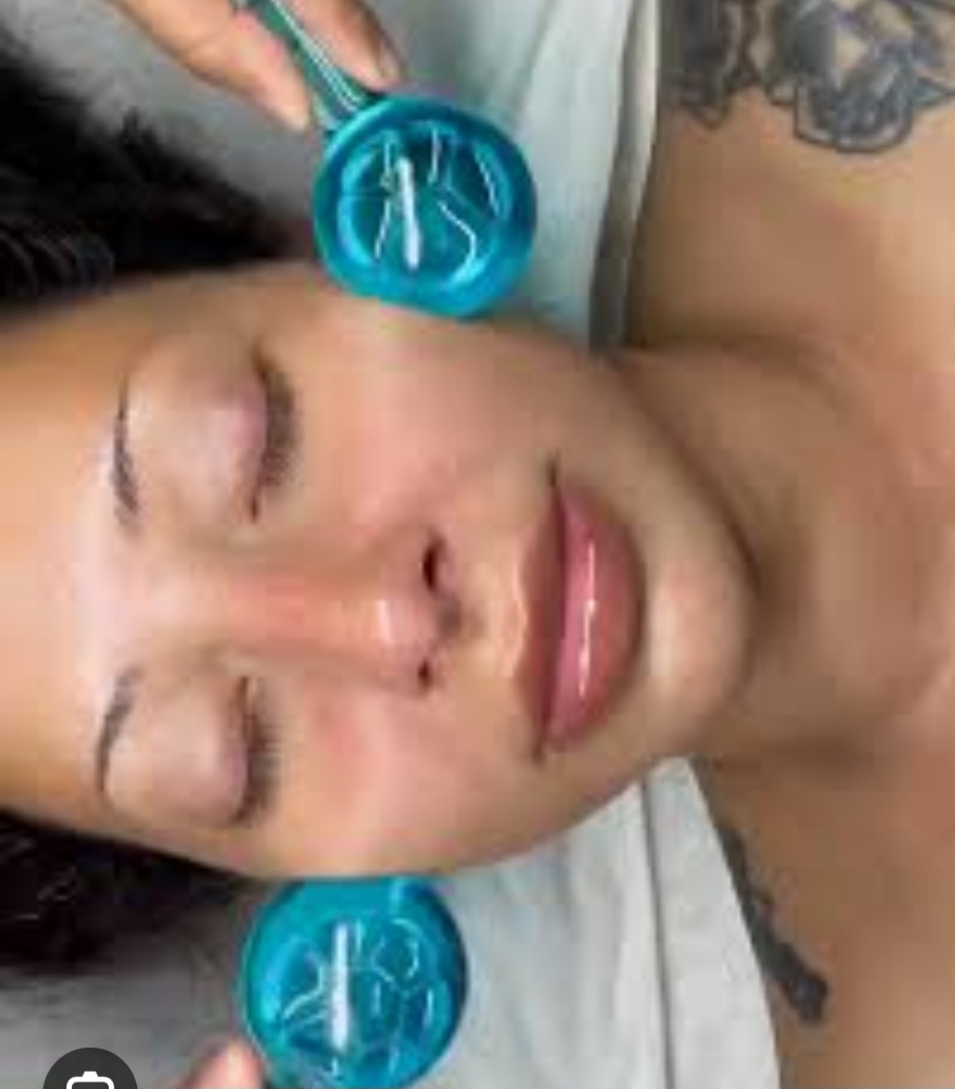 Cold Coconut Seaweed Facial
