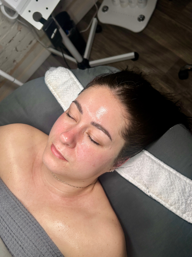 Diamond Luxe Facial