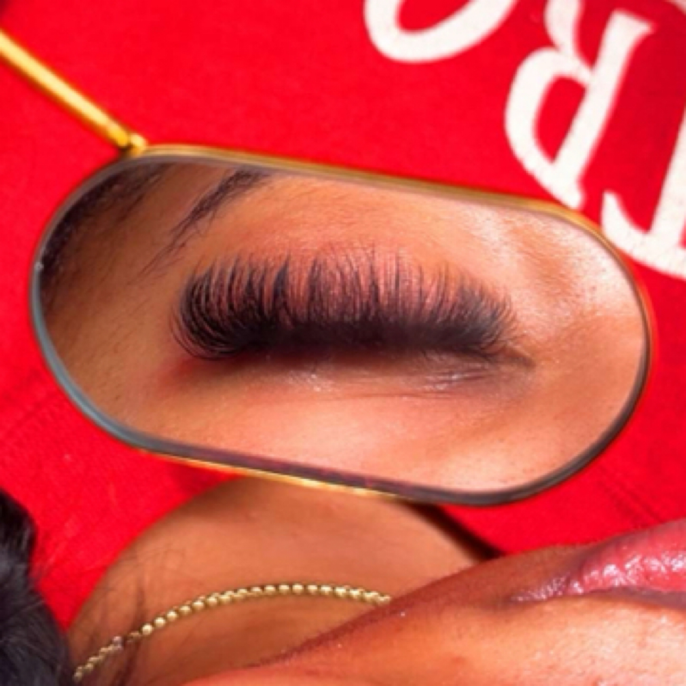 4 WEEK Luscious Lash Fill at MD LASH STUDIO in Vancouver, WA