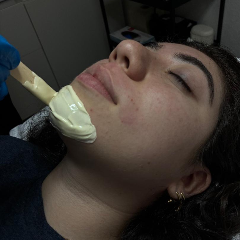 Chin Wax (Room #1) at Competitive Edge Massage and Wellness in Auburndale, FL