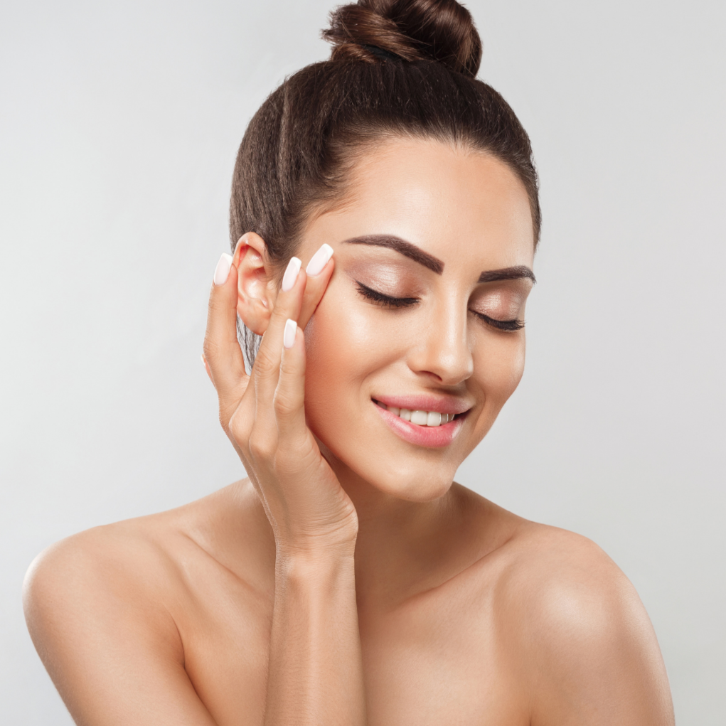Full Face Wax at Living Vogue Beauty & Aesthetics in Union, NJ