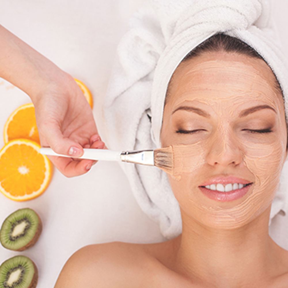 Vitamin C Brightening Facial