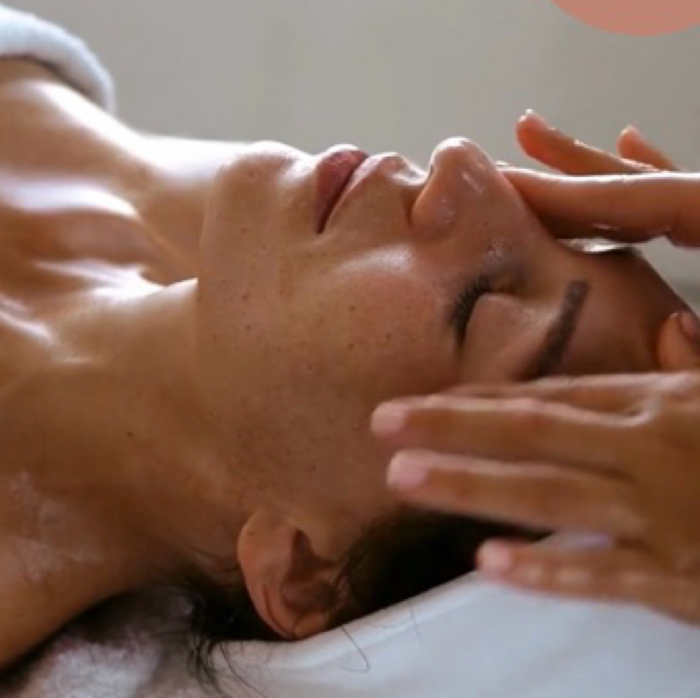 Eye Reset Massage at Bliss Beauty Bar in Houston, TX