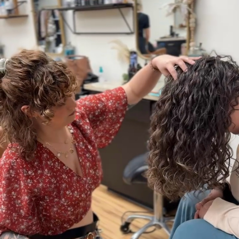 Curl Lesson at Alliecurls in O’Fallon, MO
