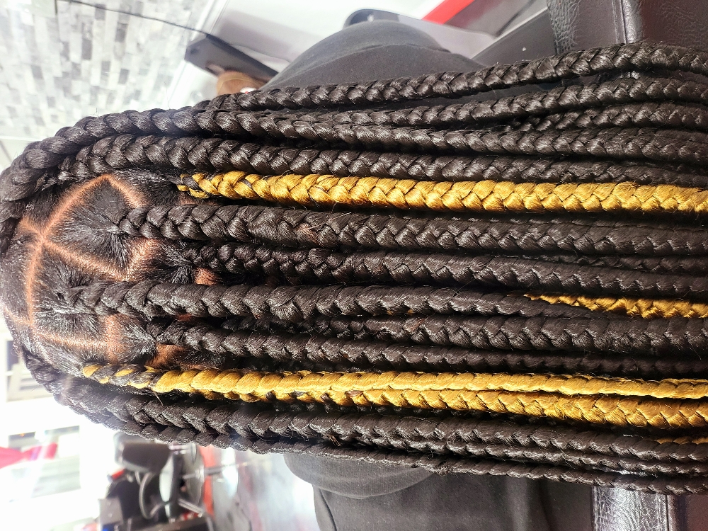 Large Knotless Braids