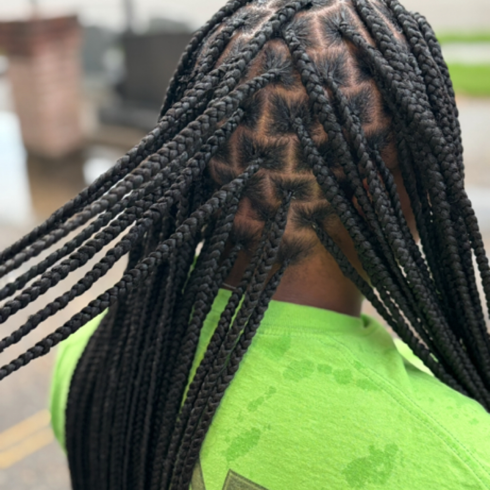 Knotless Braids at Sadity in Andalusia, AL