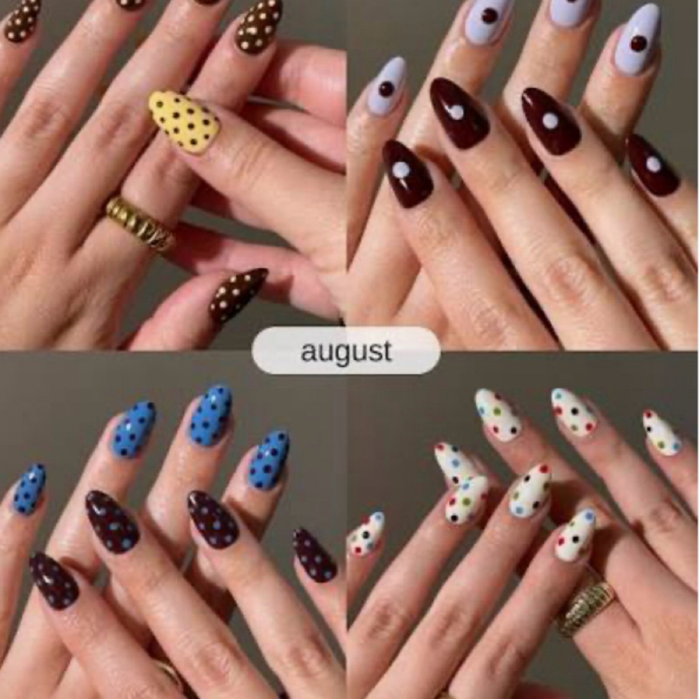 Polish change hand at Aura Nail Studio in Costa Mesa, CA