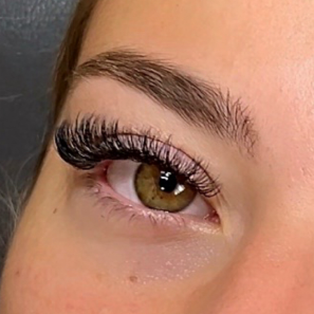 Hybrid Fill at Reverie Lash in Orem, UT