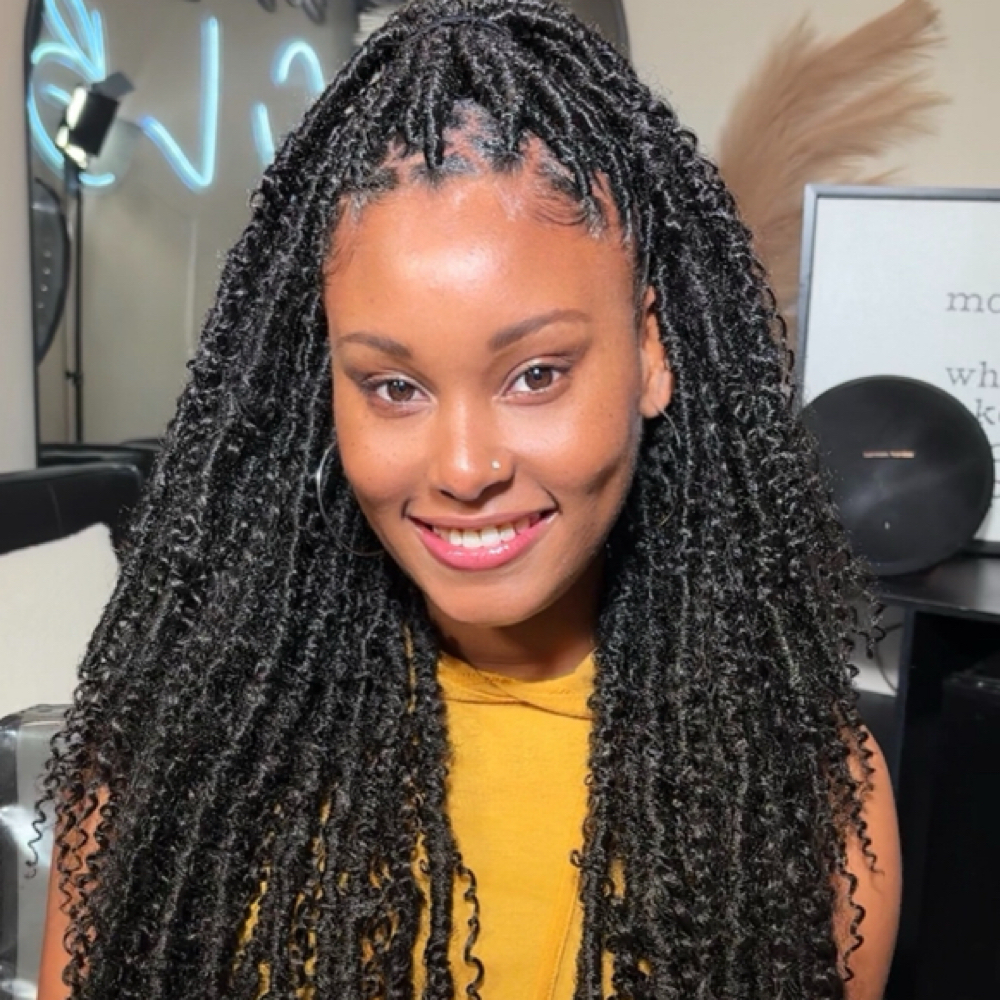 BONITA BOHO CRUSH LOCS 18” at Callidora Luxe Beauty LLC in Madison, AL