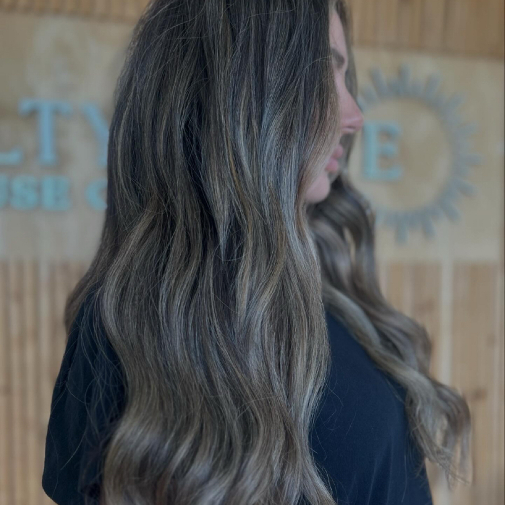Lowlight at hairbypaiss in Amarillo, TX