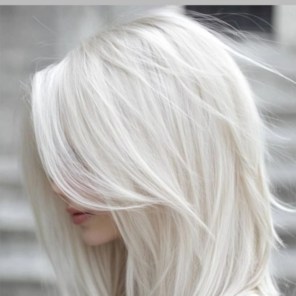 Full Platinum Blonding at Colorful Hairapy in Richmond, VA