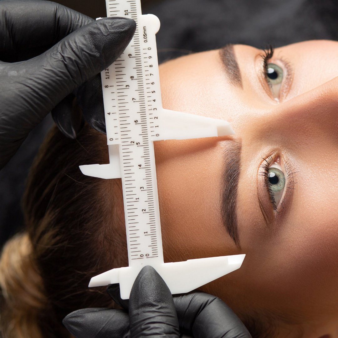 Eyebrow Wax & Tint
