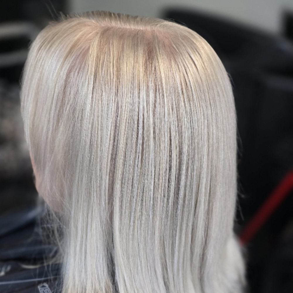 Platinum Blonde Retouch at Dreamcuts and Styles Hair Salon in Fulshear, TX