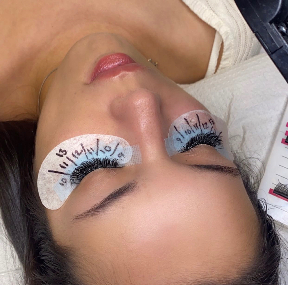 2-3 Week Eyelash Extension Fill