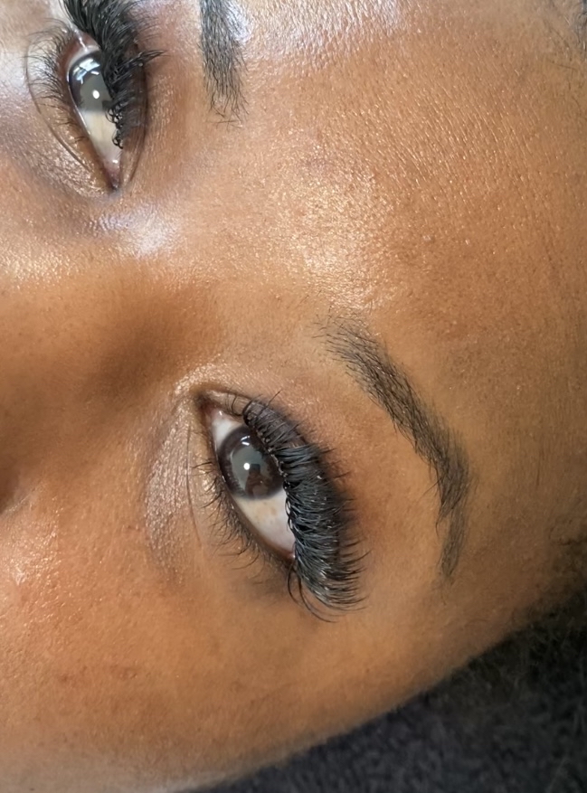 Classic Full Set Eyelash Extensions