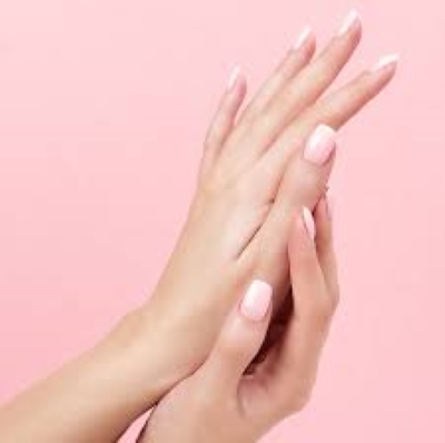 Deluxe Manicure
