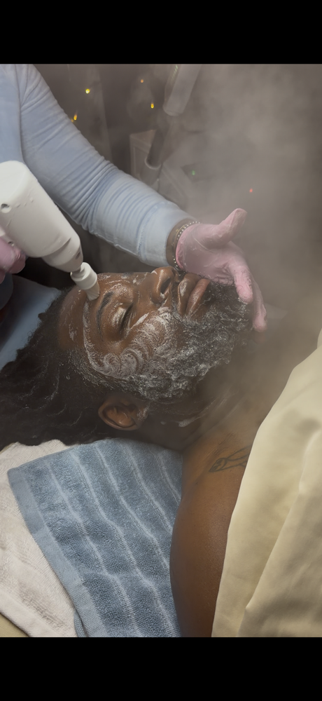Gentleman’s Beard Detox 🧔🏽♂️ at THE GLOW EXPERIENCE in Chicago, IL