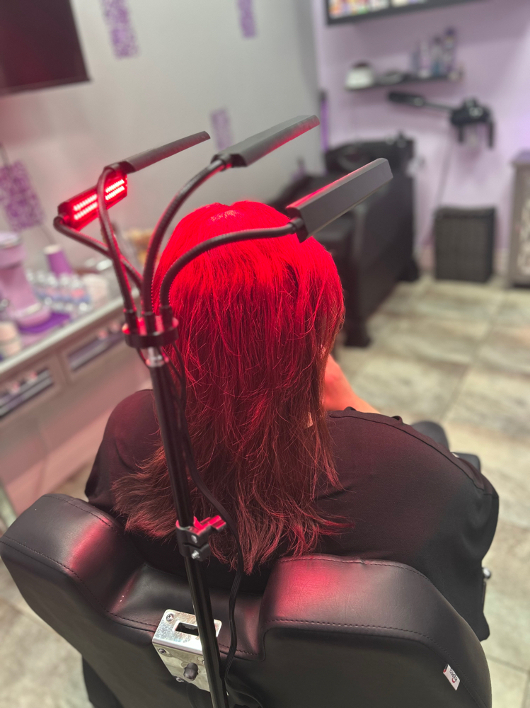 Laser tHAIRapy Treatment (4 wks)