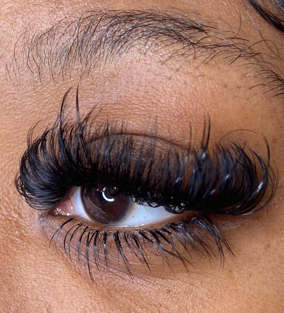 Volume Lashes at Toni huSTLez in Black Jack, MO
