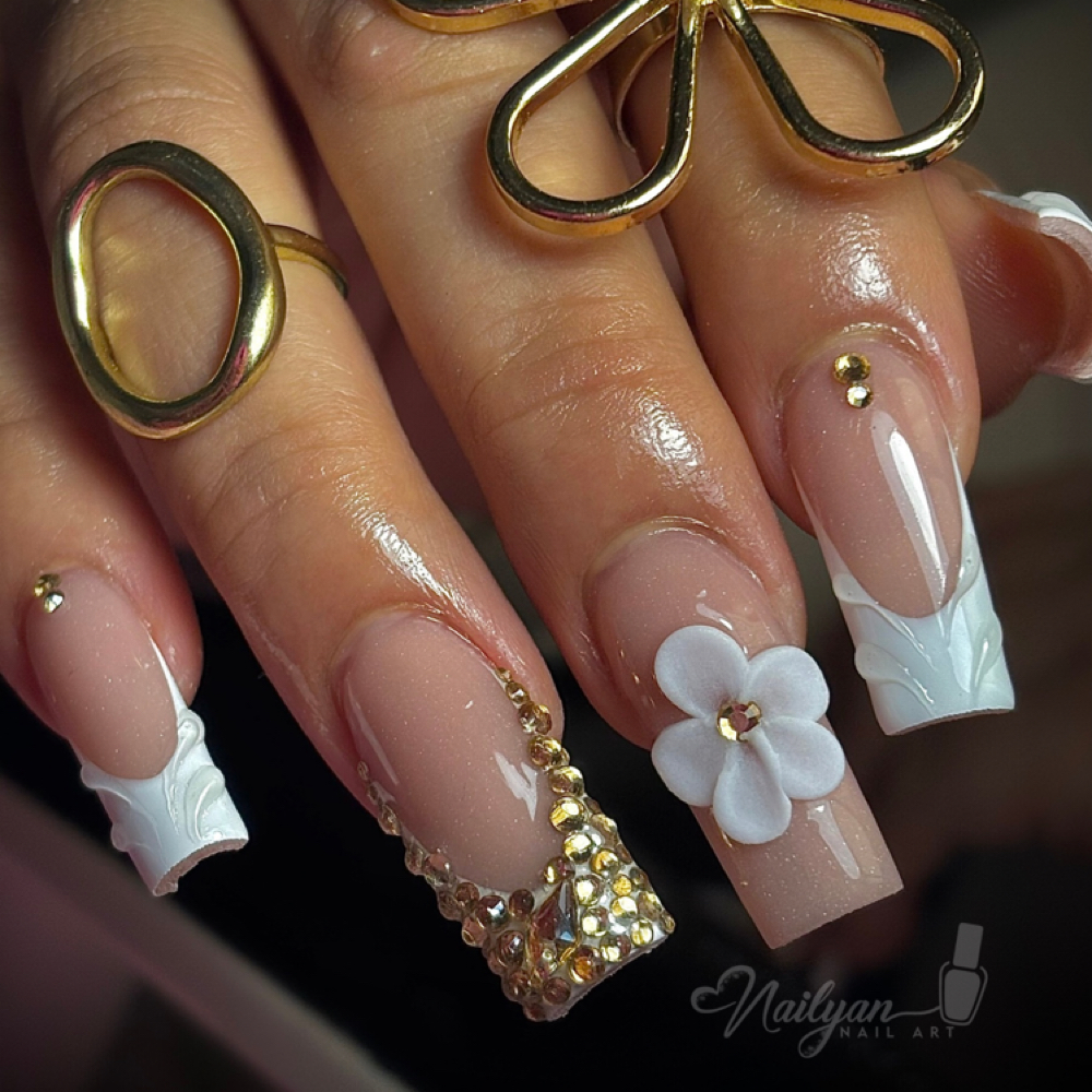 Uñas Acrilicas M/L at The Glam Squad Salon in Florence, KY