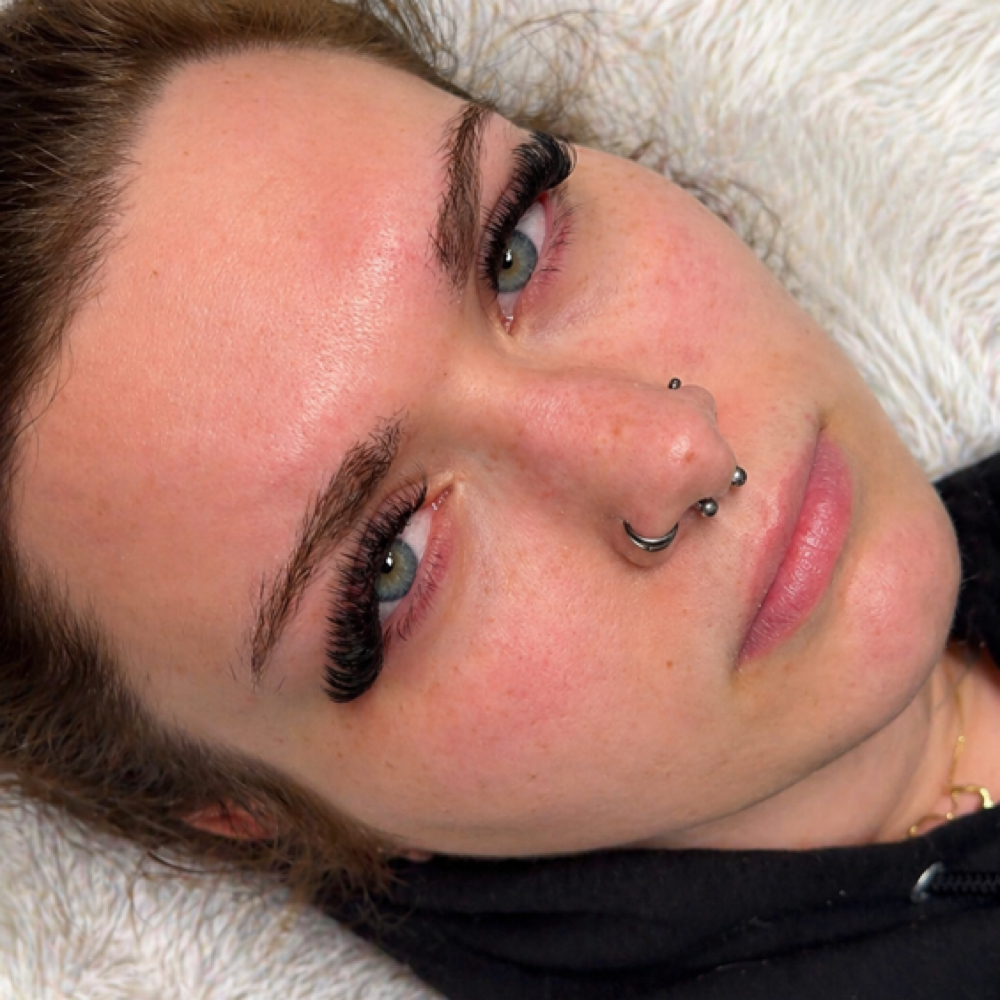 Mega Volume at Lai’s Lash Co. in Boardman, OH