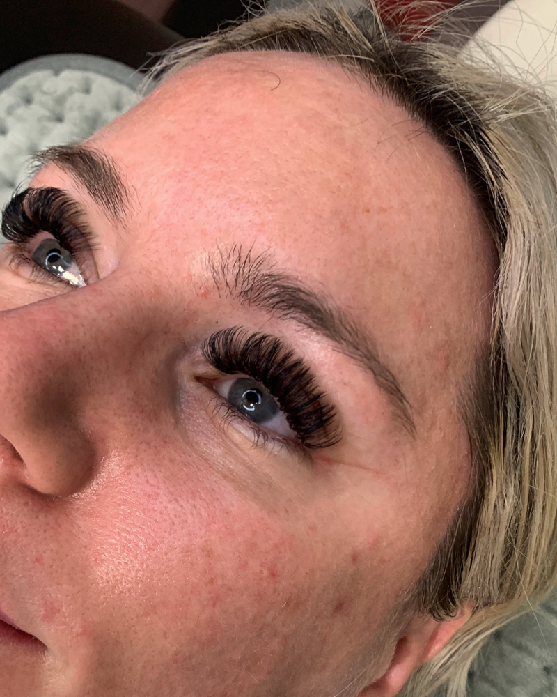 Volume Lashes