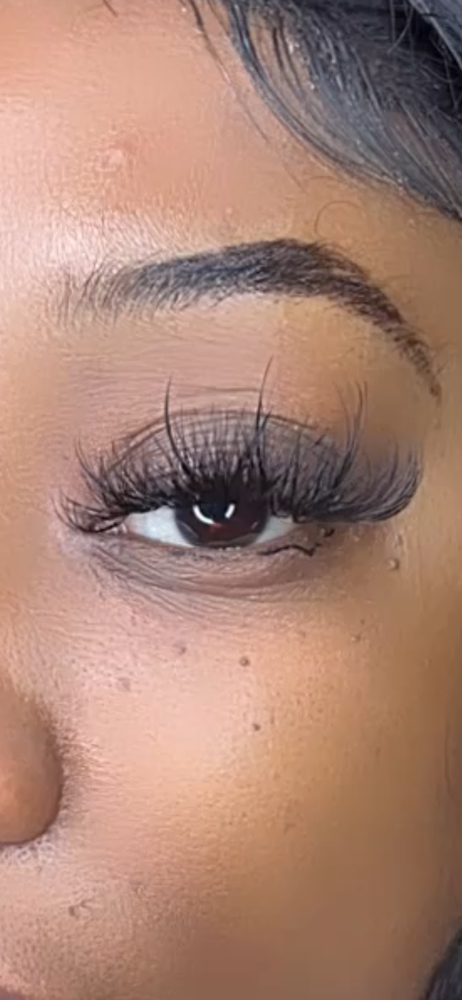 ✨ Wispy Volume at ✨ VLUXELASHES ✨ in Huntsville, AL